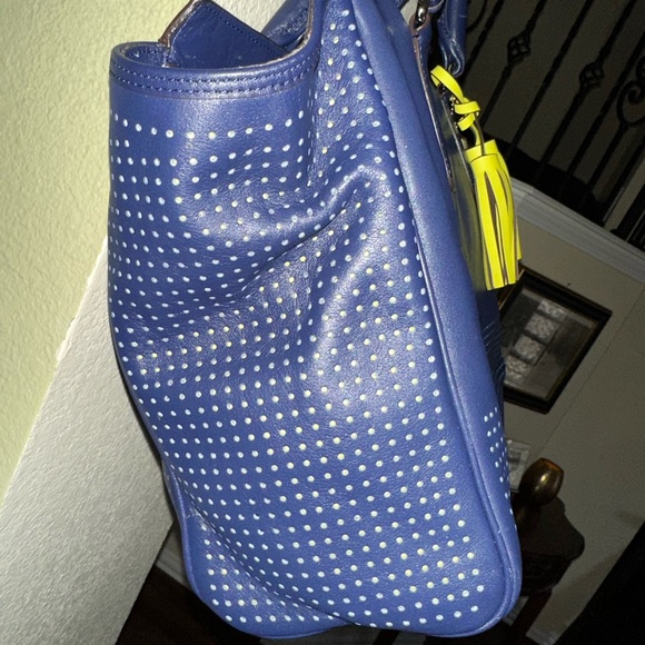 Coach Legacy Leather Perforated Medium Navy w/Citrine tassel 22390 - Picture 7 of 10